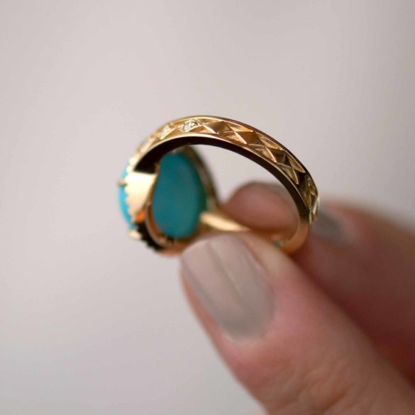 Persian Turquoise Diamond Gold Ring band detail