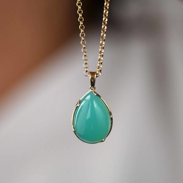 Green-blue Chrysocolla Yellow Gold Necklace on chain