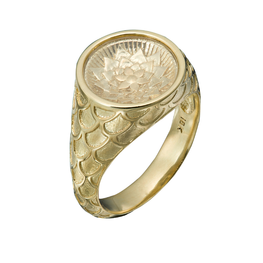 Facing East Sapphire Crystal Lotus Dragon Scale Ring