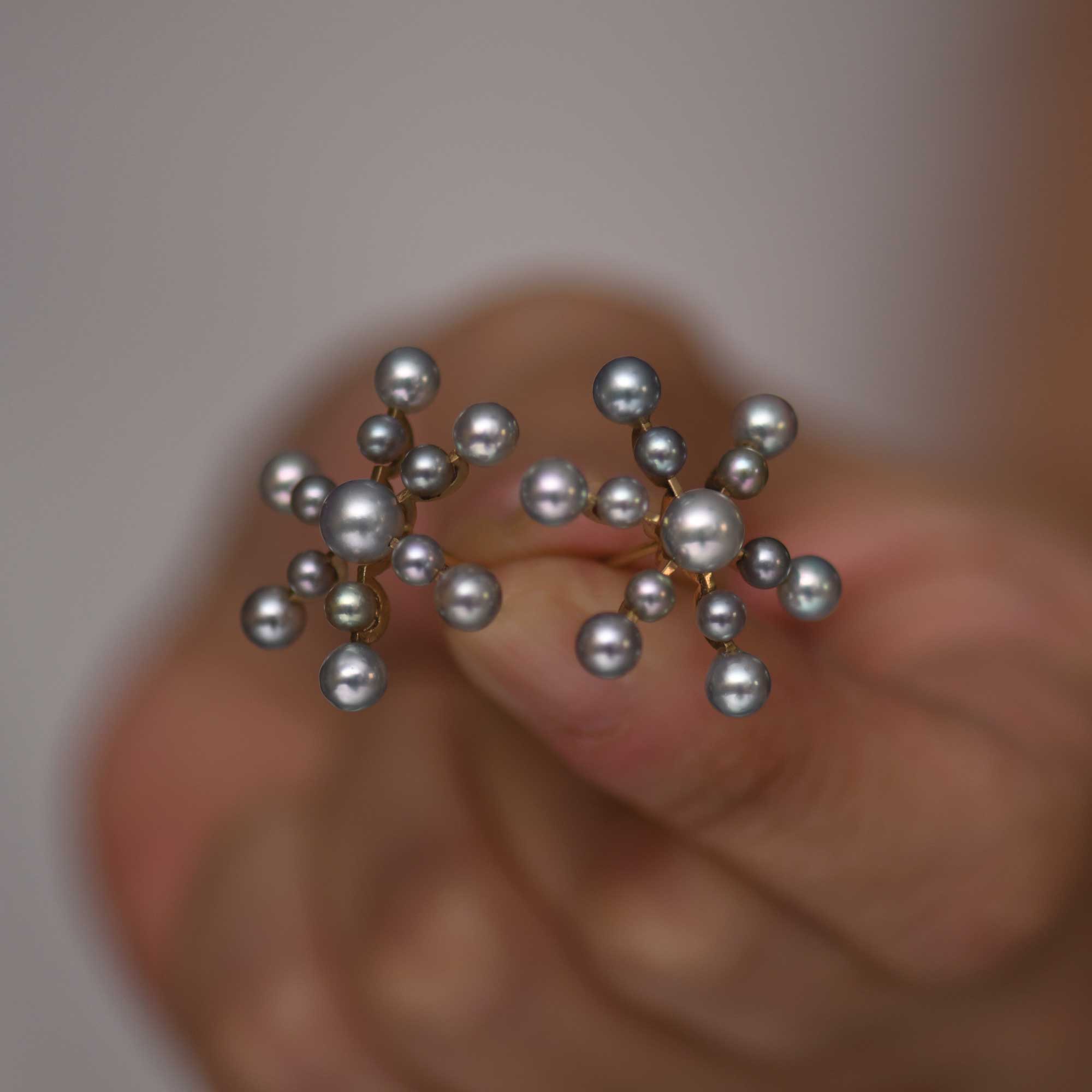 Snowflakes Veil of Pearls Earring