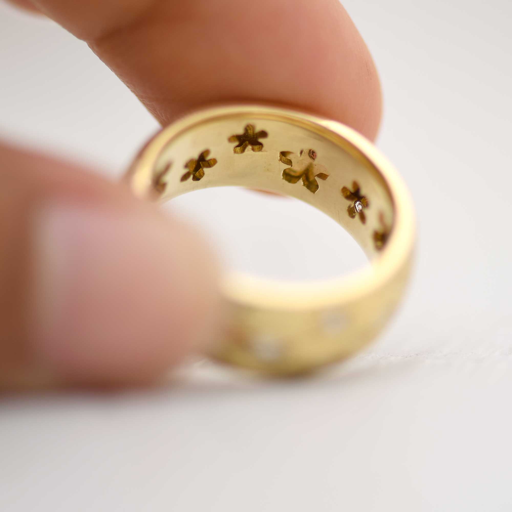 Hand Engraved Diamond Studded Yellow Gold Band